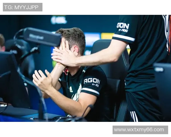 深度探讨吴军在CSGO世界中的成长与挑战之路 深度探讨吴军在CSGO世界中的成长与挑战之路